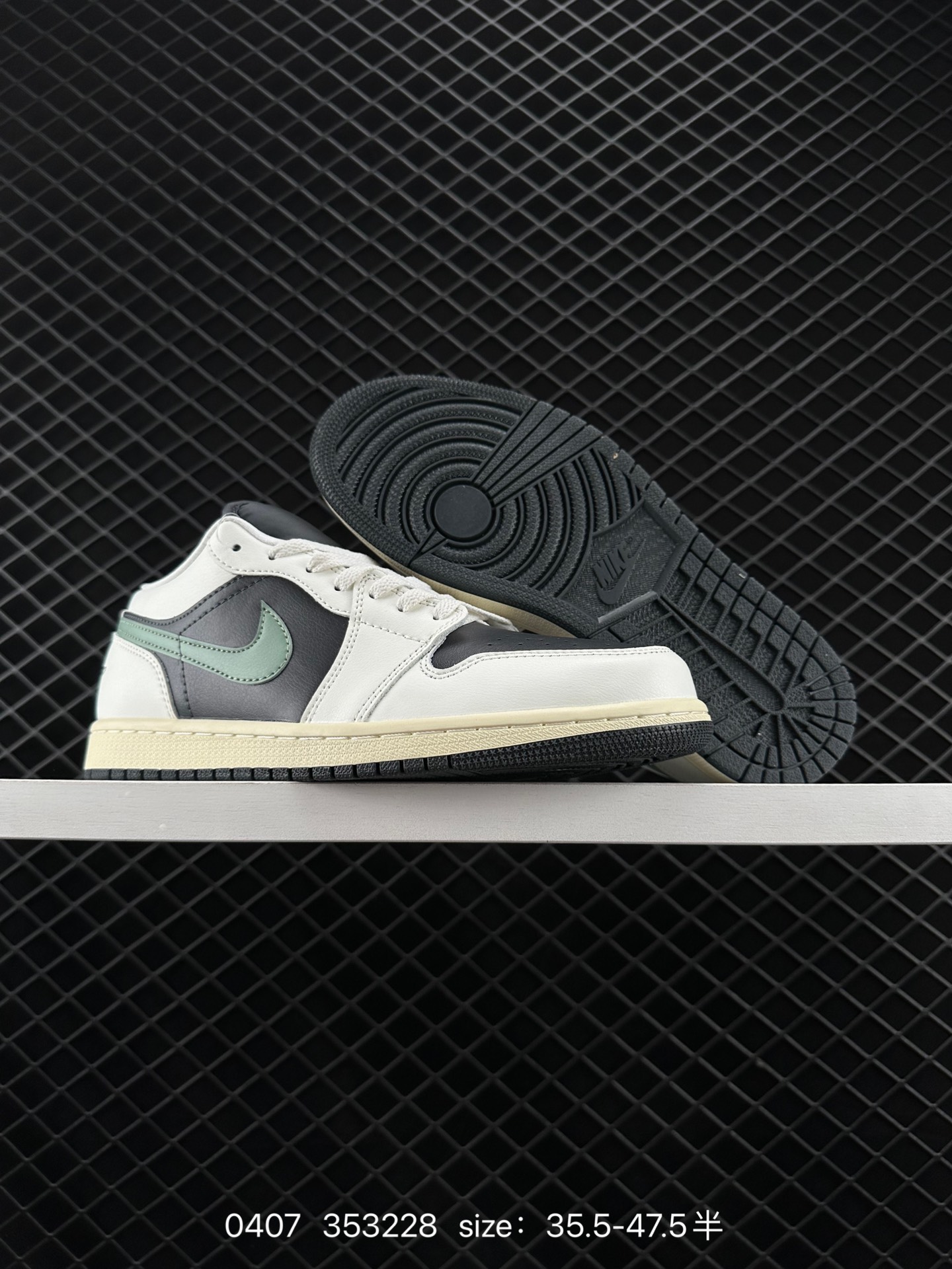 Air Jordan 1 Low AJ1